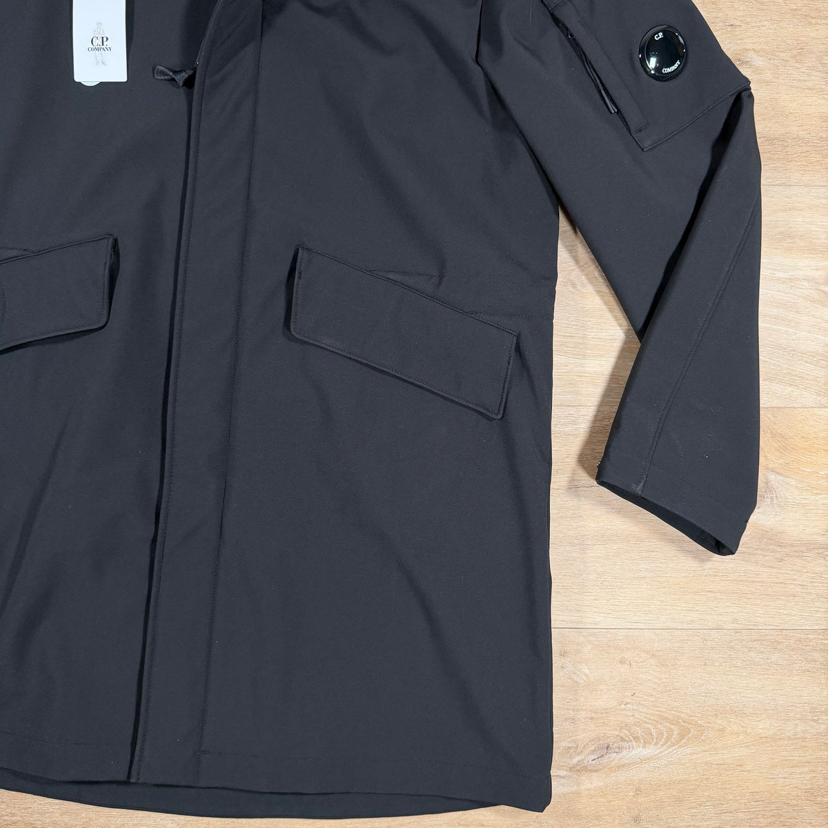 C.P. Company Shell-R Lens Hooded Parka in Black