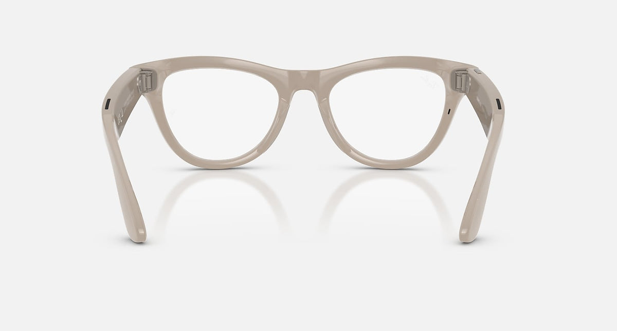 RAY-BAN META SKYLER - GEN 2 Frame Shiny Chalky Grey | Lenses Clear/Sapphire Transitions®
