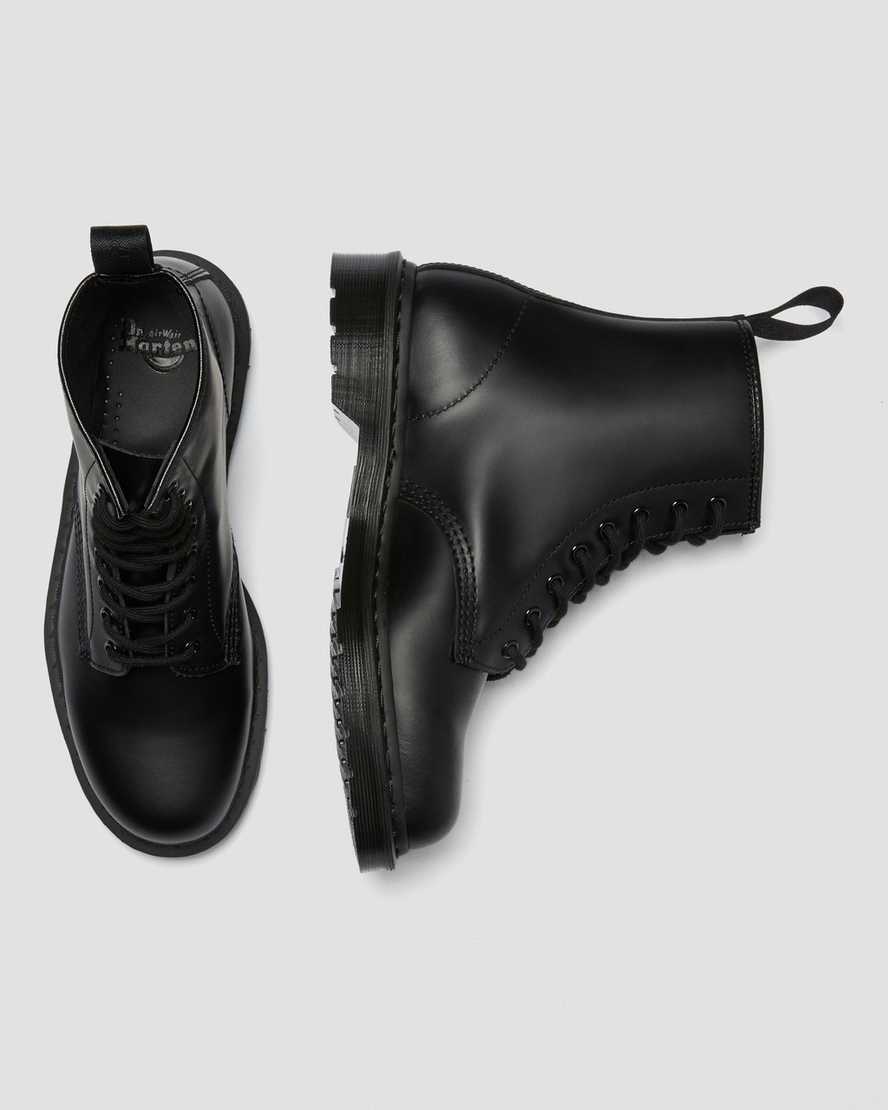 Unisex 1460 Mono Smooth Leather Lace Up Boots Black