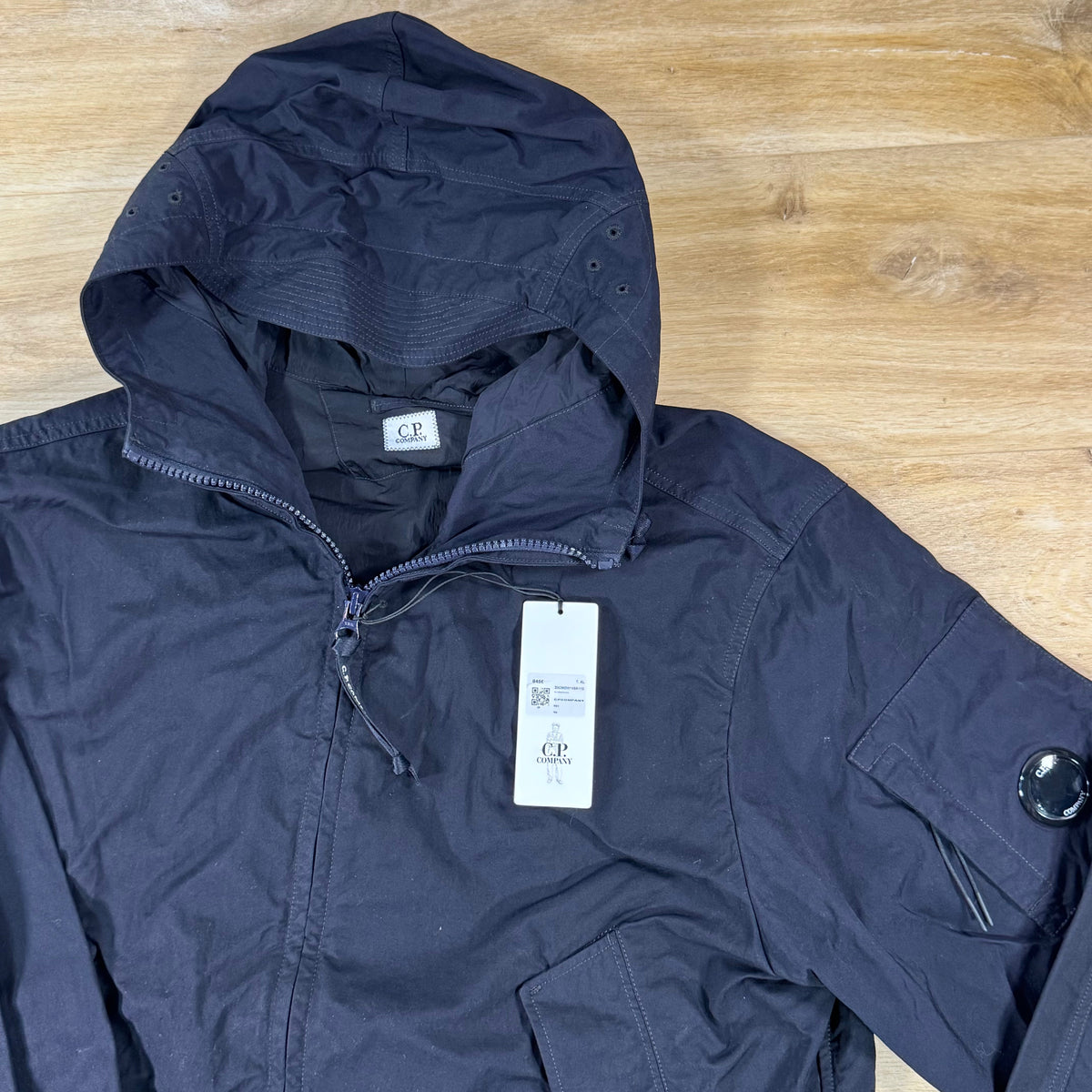 C.P. Company Twill Hooded Lens Jacket in Navy