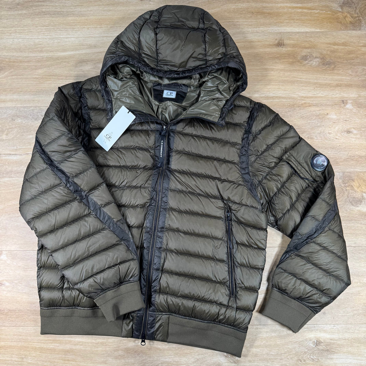 C.P. Company D.D. Shell Hooded Lens Down Jacket in Ivy Green