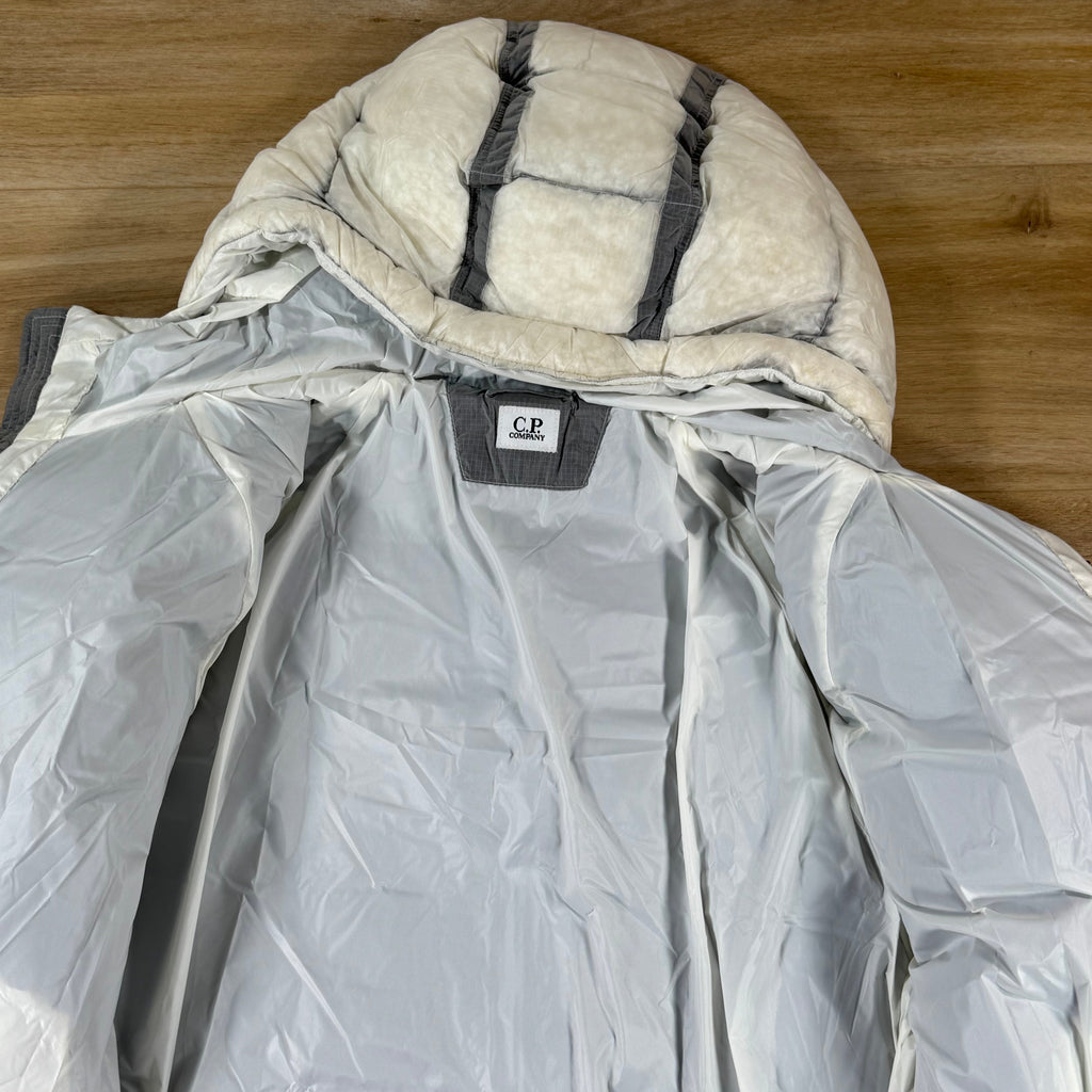 C.P. Company D.D. Shell Lens Puffer Jacket in Gauze White
