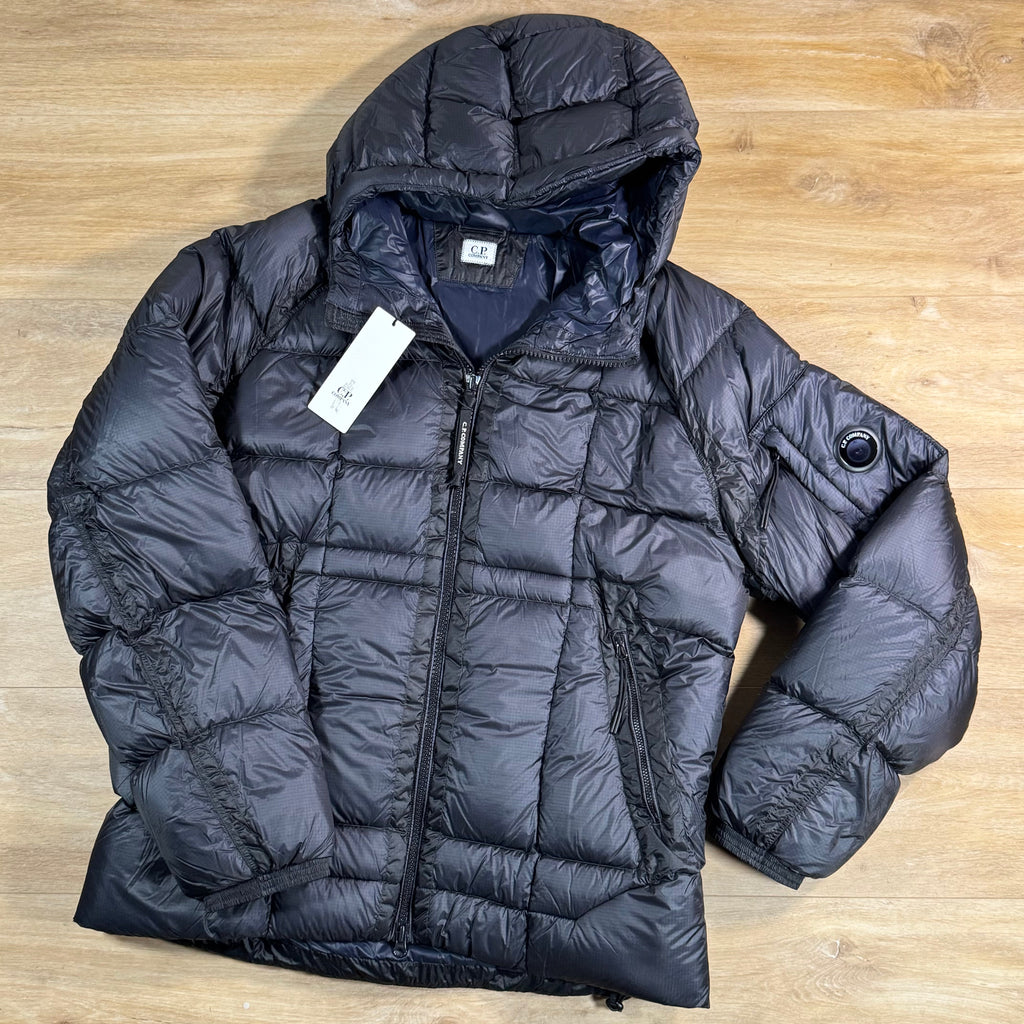 C.P. Company D.D. Shell Lens Puffer Jacket in Navy