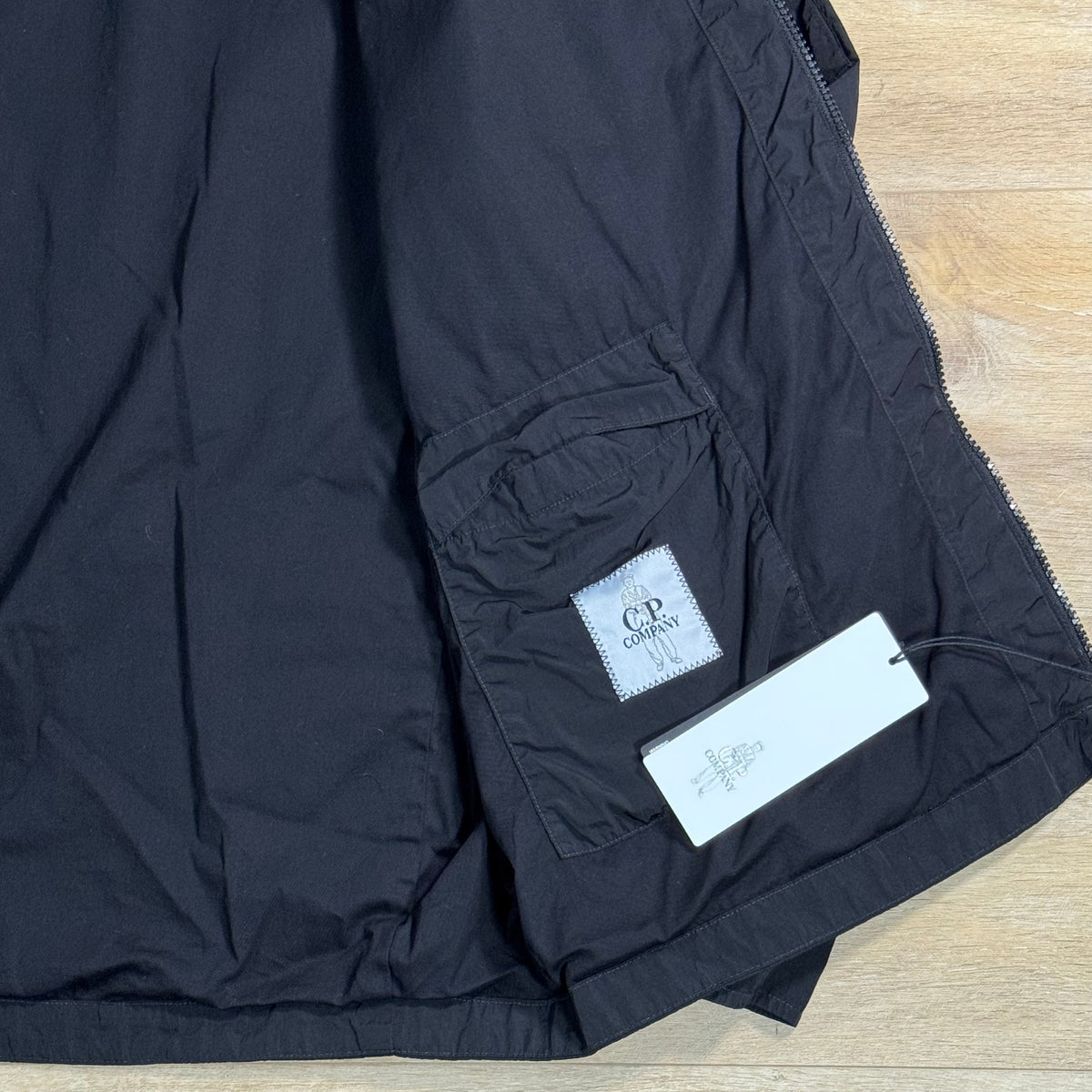 C.P. Company Chrome-R Chest Pocket Lens Overshirt in Black