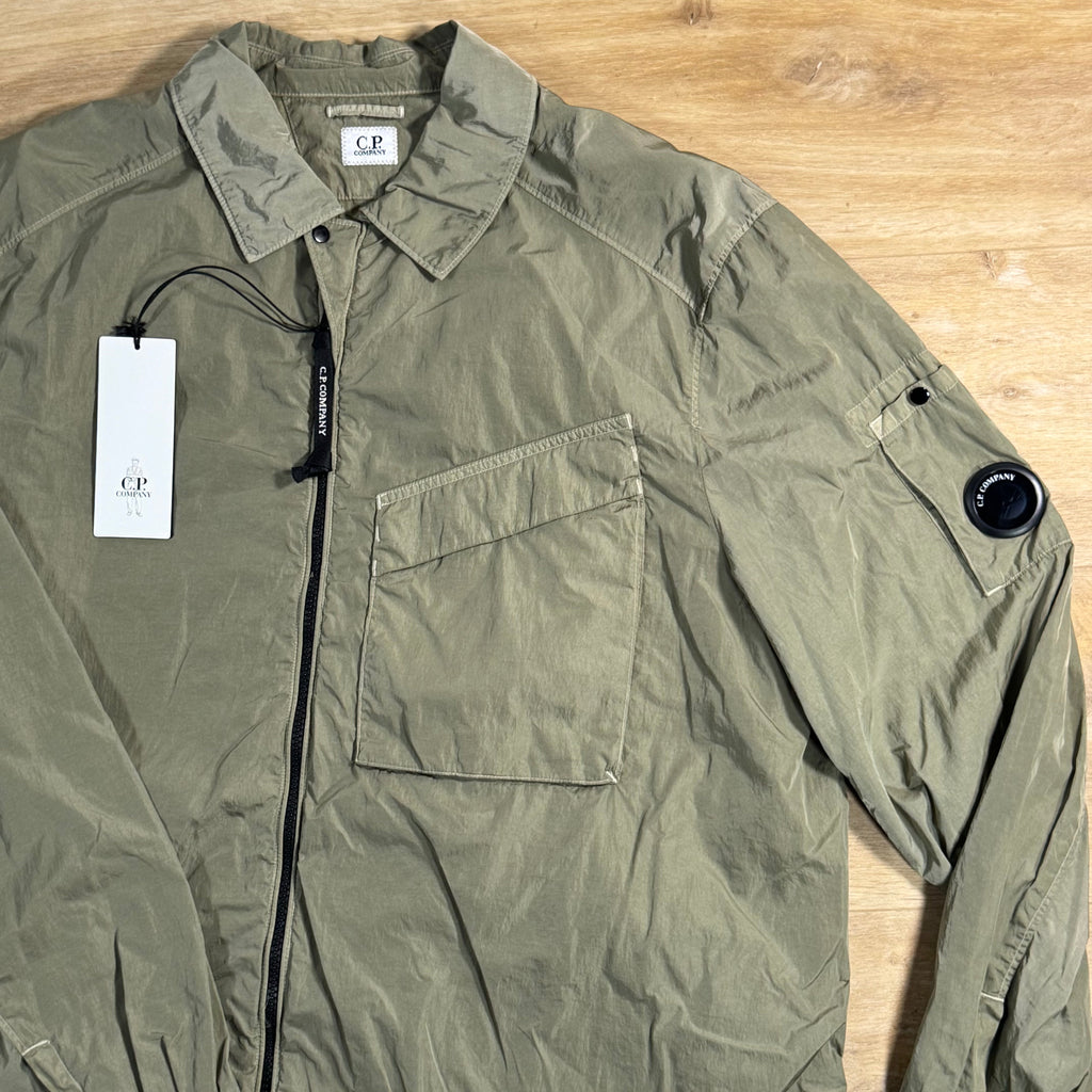 C.P. Company Chrome-R Chest Pocket Lens Overshirt in Fallen Rock - Beige