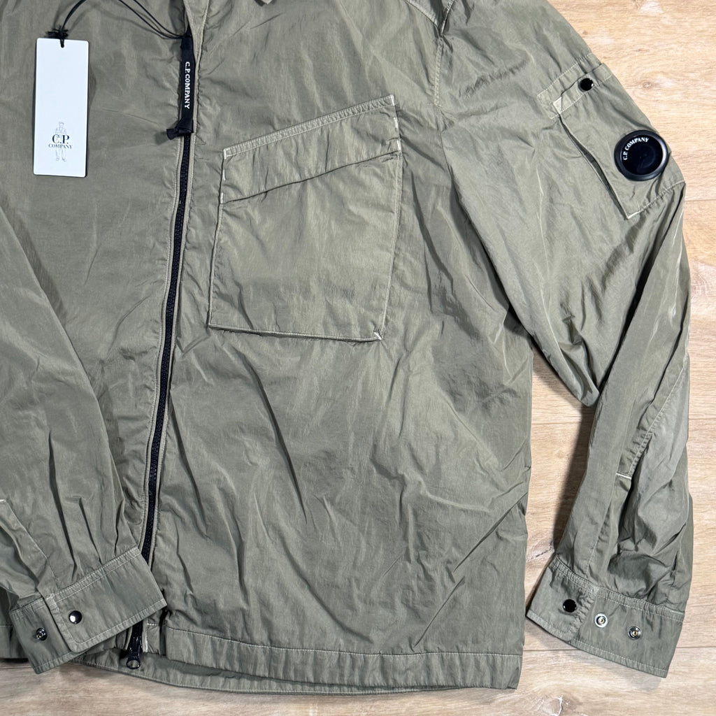 C.P. Company Chrome-R Chest Pocket Lens Overshirt in Fallen Rock - Beige