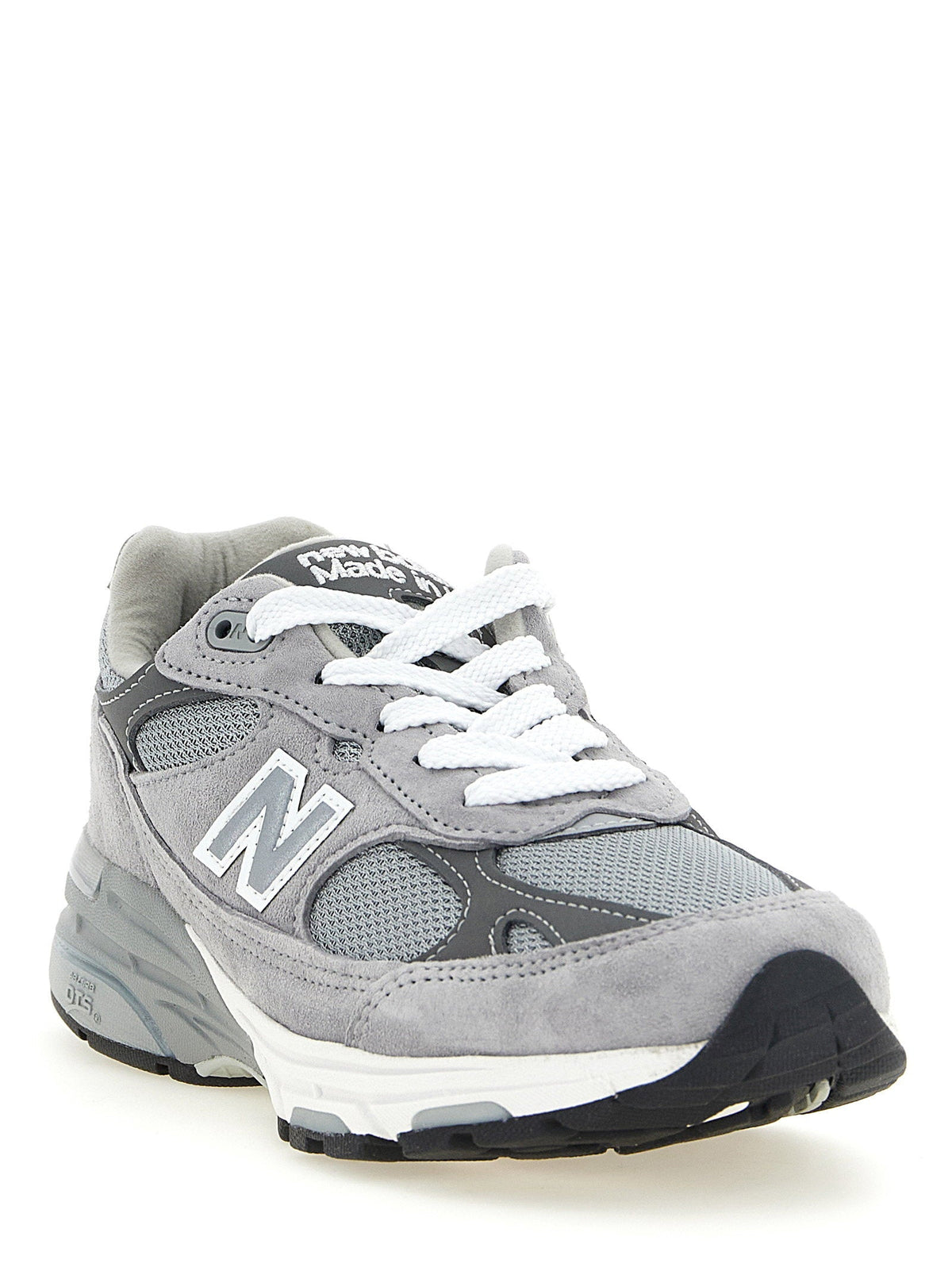 New Balance Sneaker — Gray