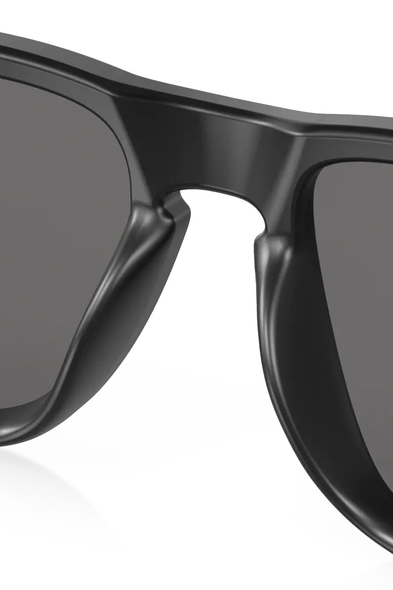 OAKLEY HOLBROOK MATTE BLACK W/ POSITIVE RED IRIDIUM