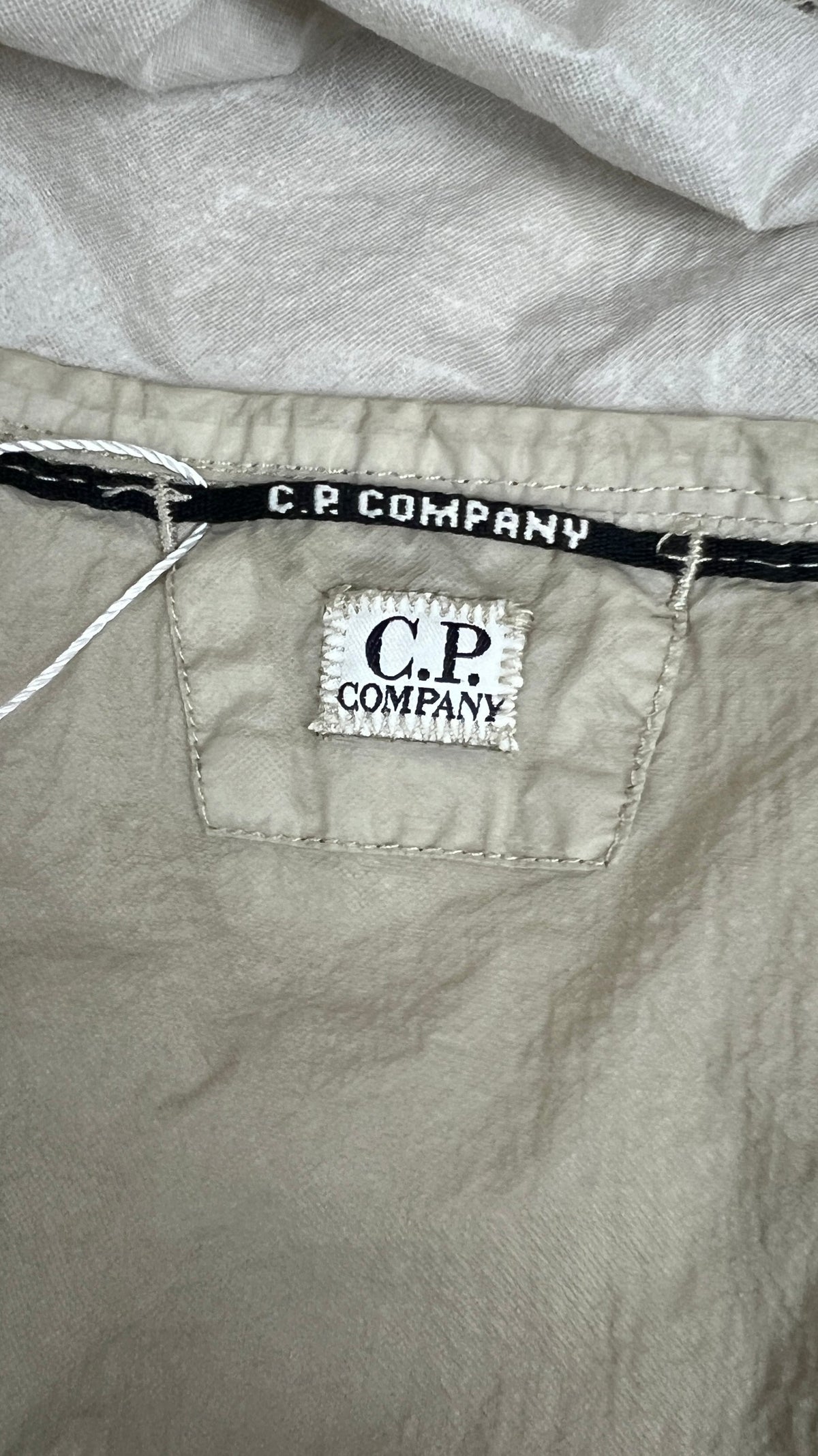 Veste C.P Company Nylon Léger à Capuche - Beige - Taille M