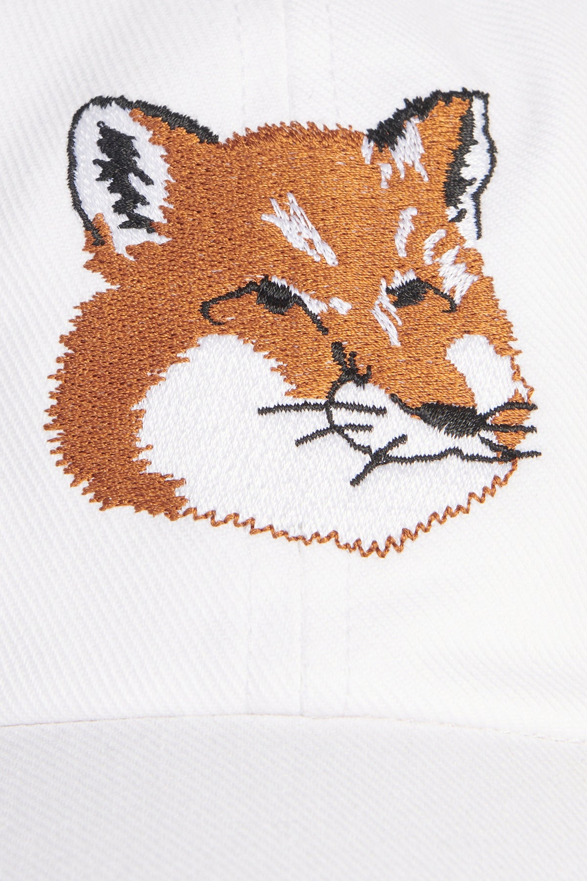 UNISEX LARGE FOX HEAD EMBROIDERY 6P CAP WHITE