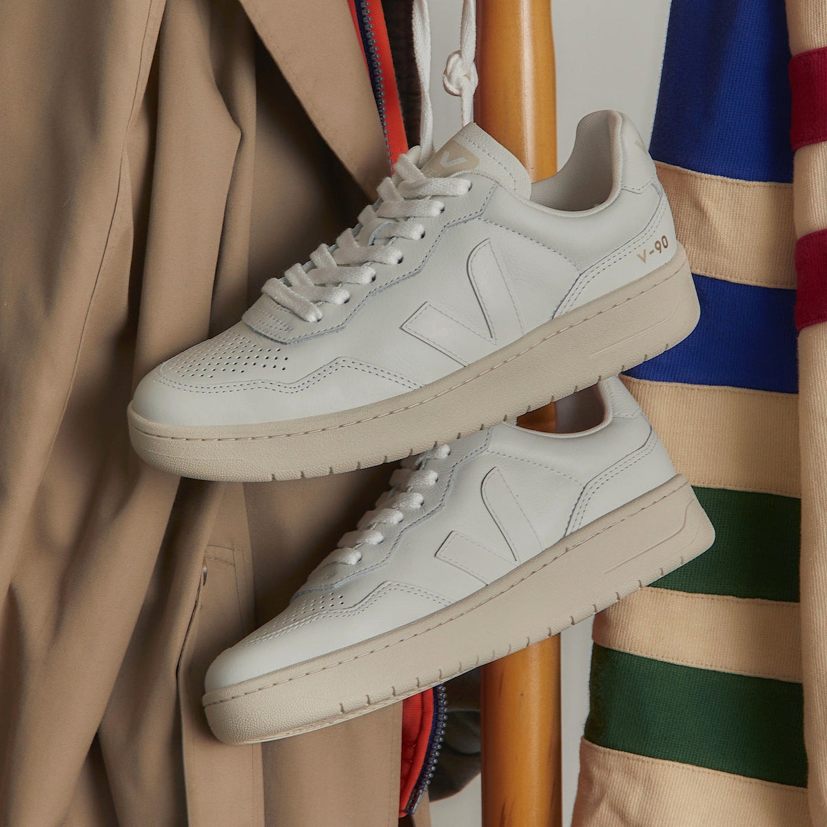 Men's V-90 LEATHER WHITE